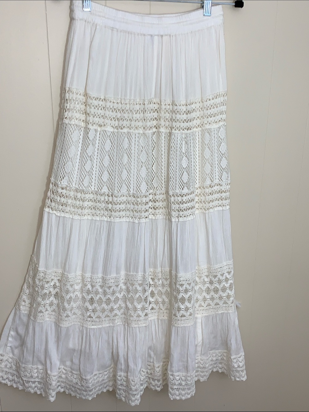 Magic Cream Crochet Lace Tiered Maxi Skirt - Picture 7 of 7